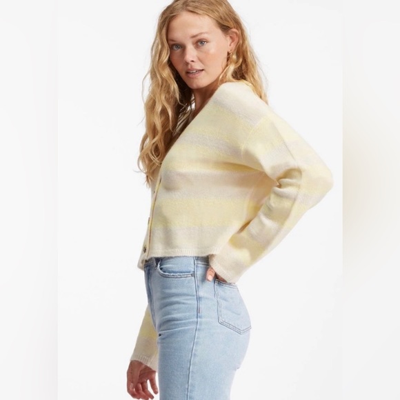 NWT Billabong Short N Sweet Cardigan- M & L - Picture 3 of 11